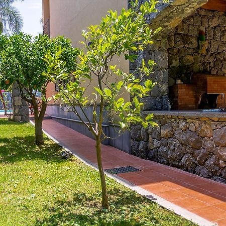 Villa Magdalena Aci SantʼAntonio Buitenkant foto