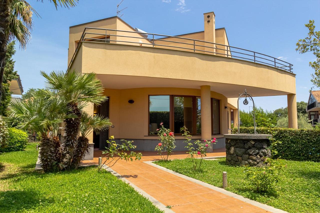 Villa Magdalena Aci SantʼAntonio Buitenkant foto